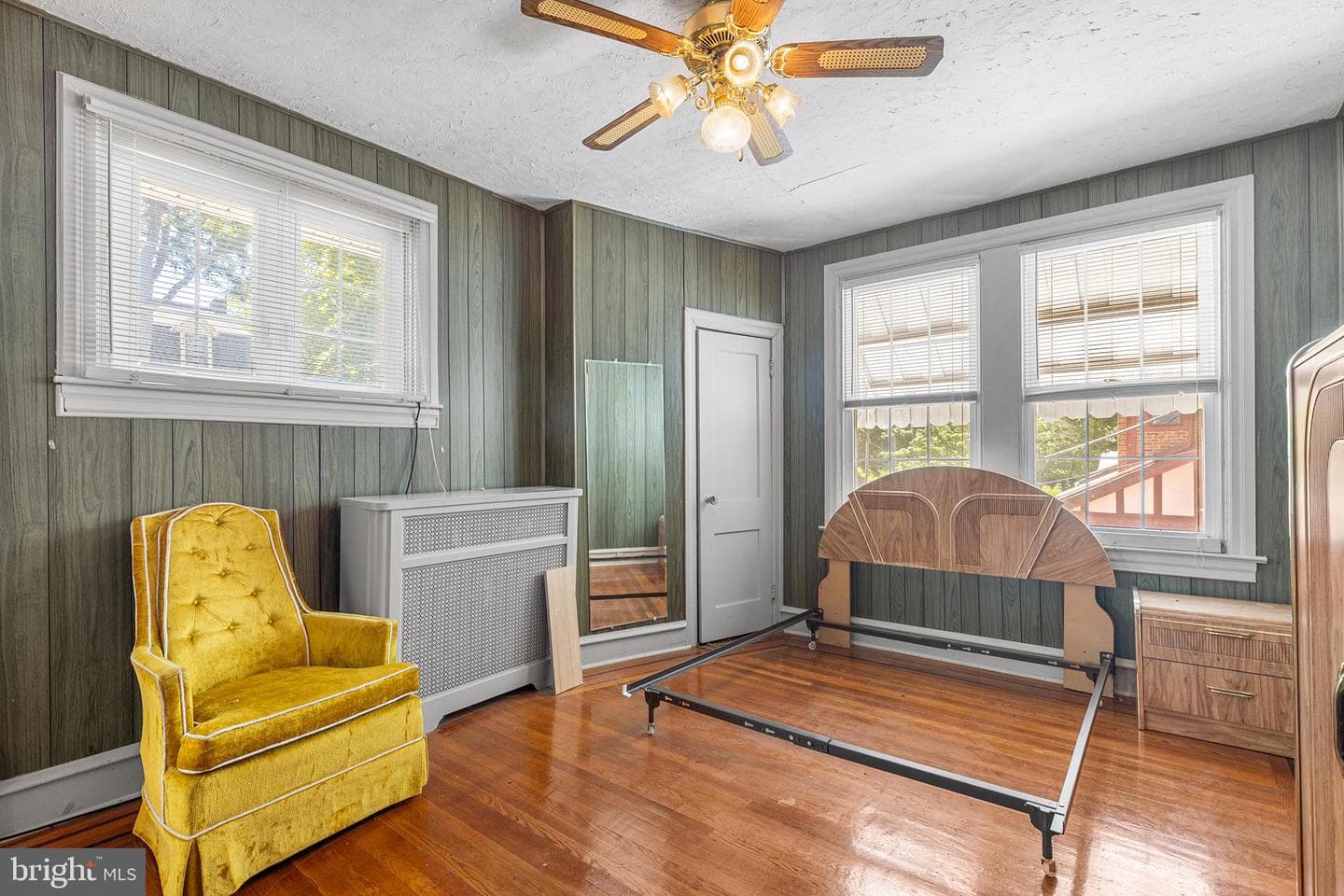 7024 Greene Street photo 18