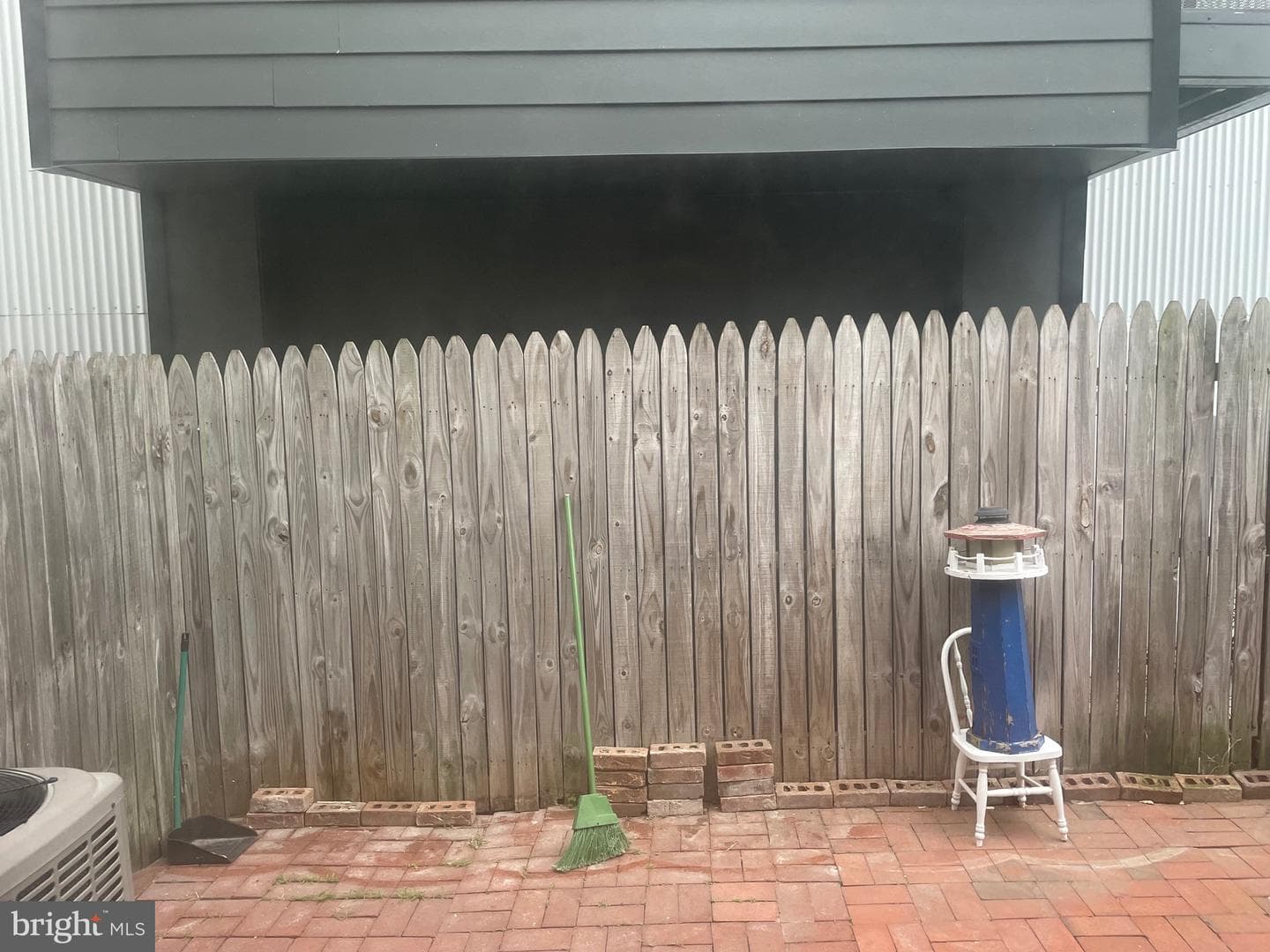 949 N Orianna Street photo 20