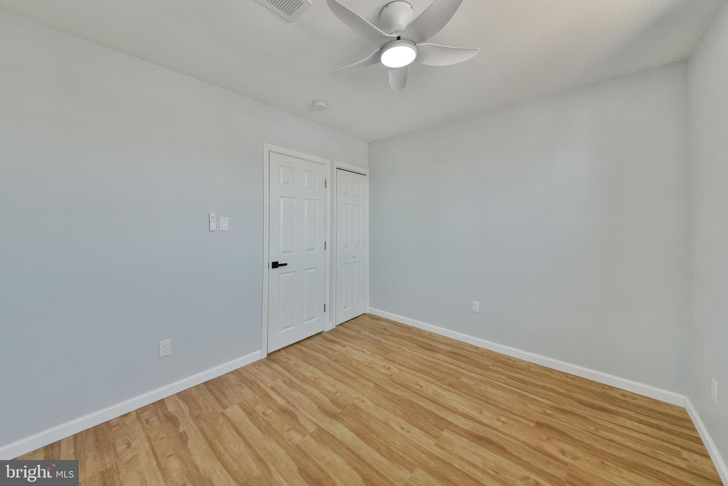 1520 E Mayland Street photo 14