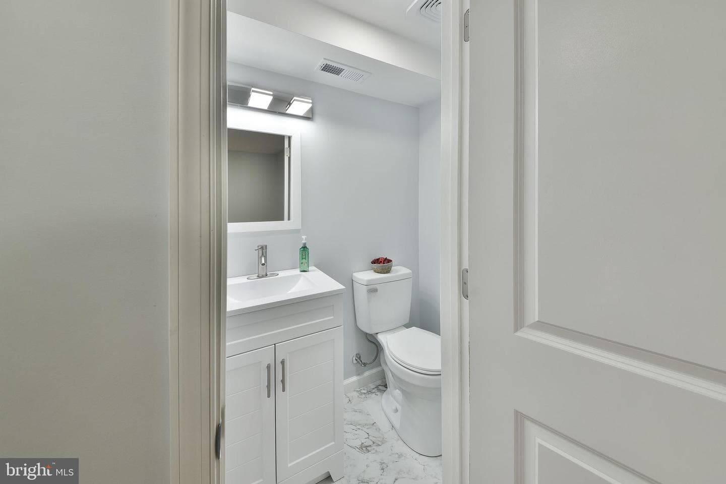 1520 E Mayland Street photo 26