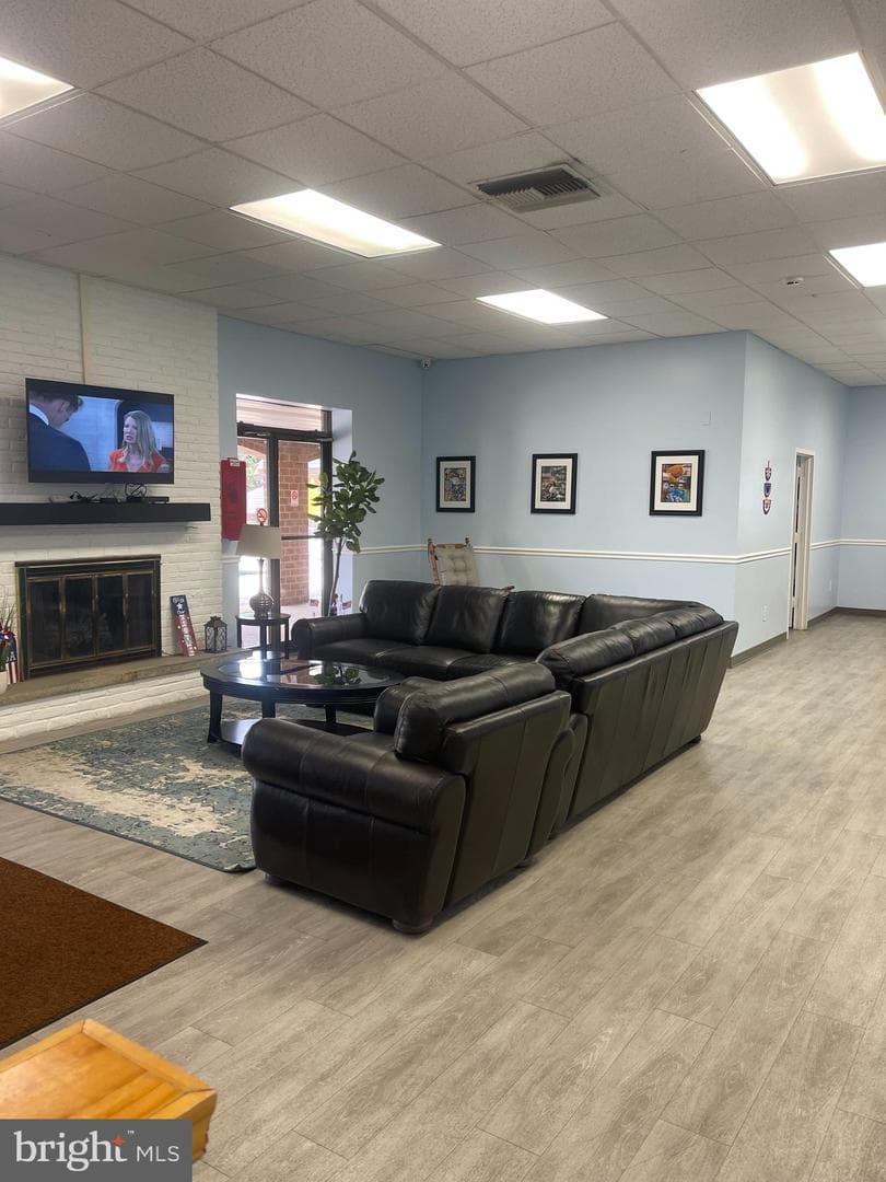 60201 Delaire Landing Road #201 photo 38