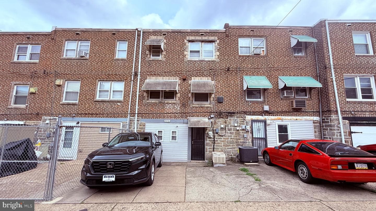 4218 Bennington Street photo 20