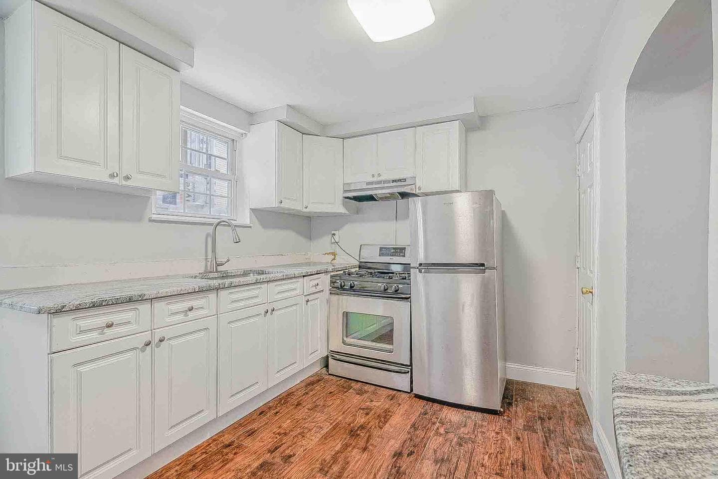 1129 Leopard Street photo 11