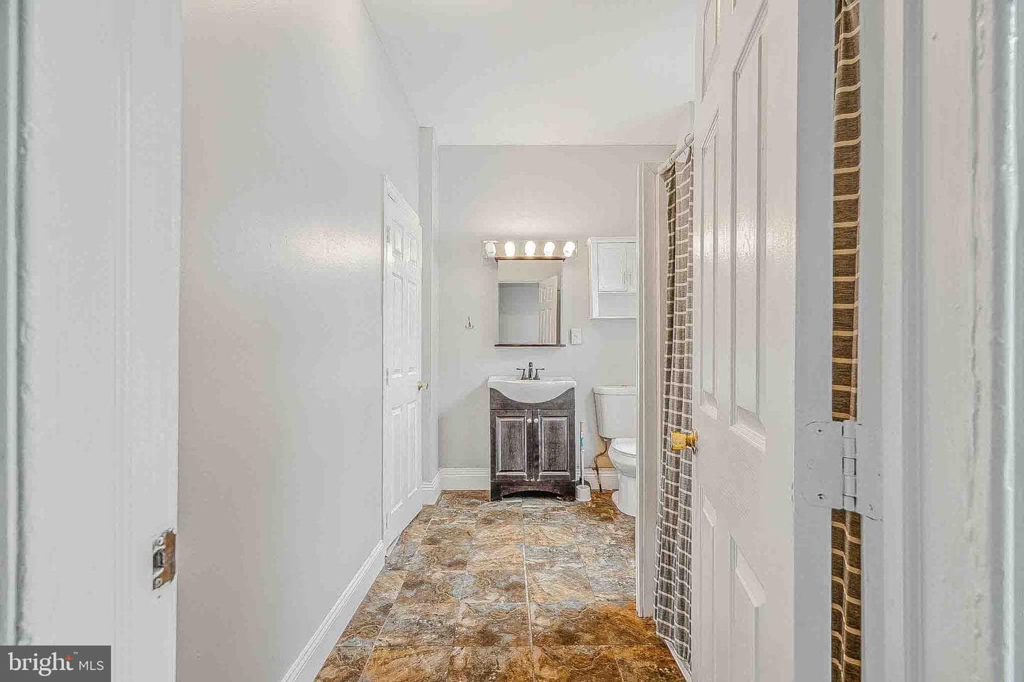 1129 Leopard Street photo 16