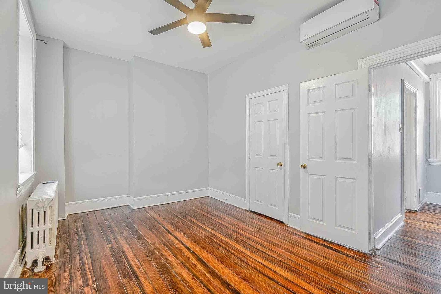 1129 Leopard Street photo 22