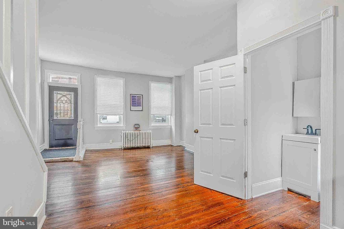 1129 Leopard Street photo 4