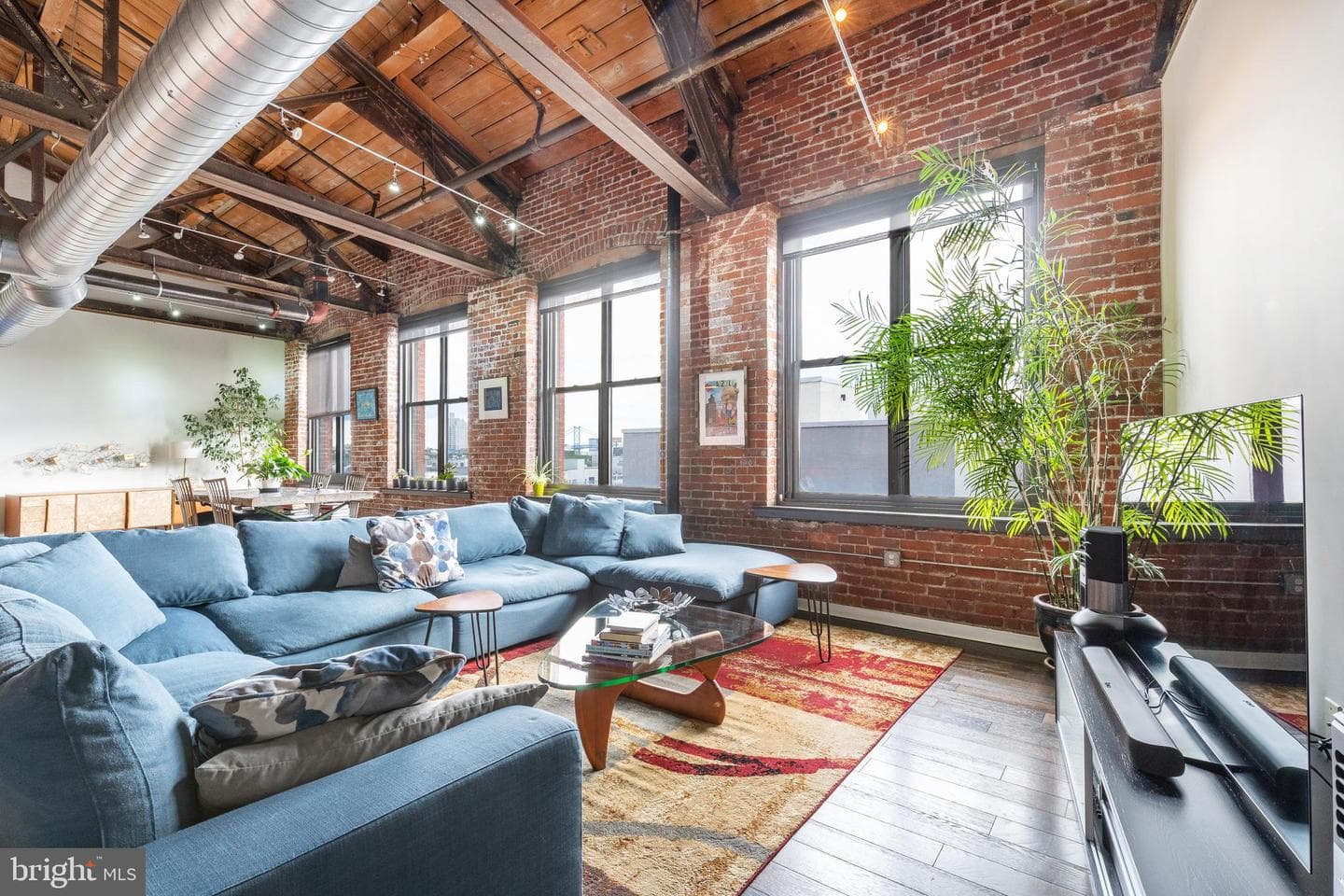 1147 N 4th Street #6e photo 1