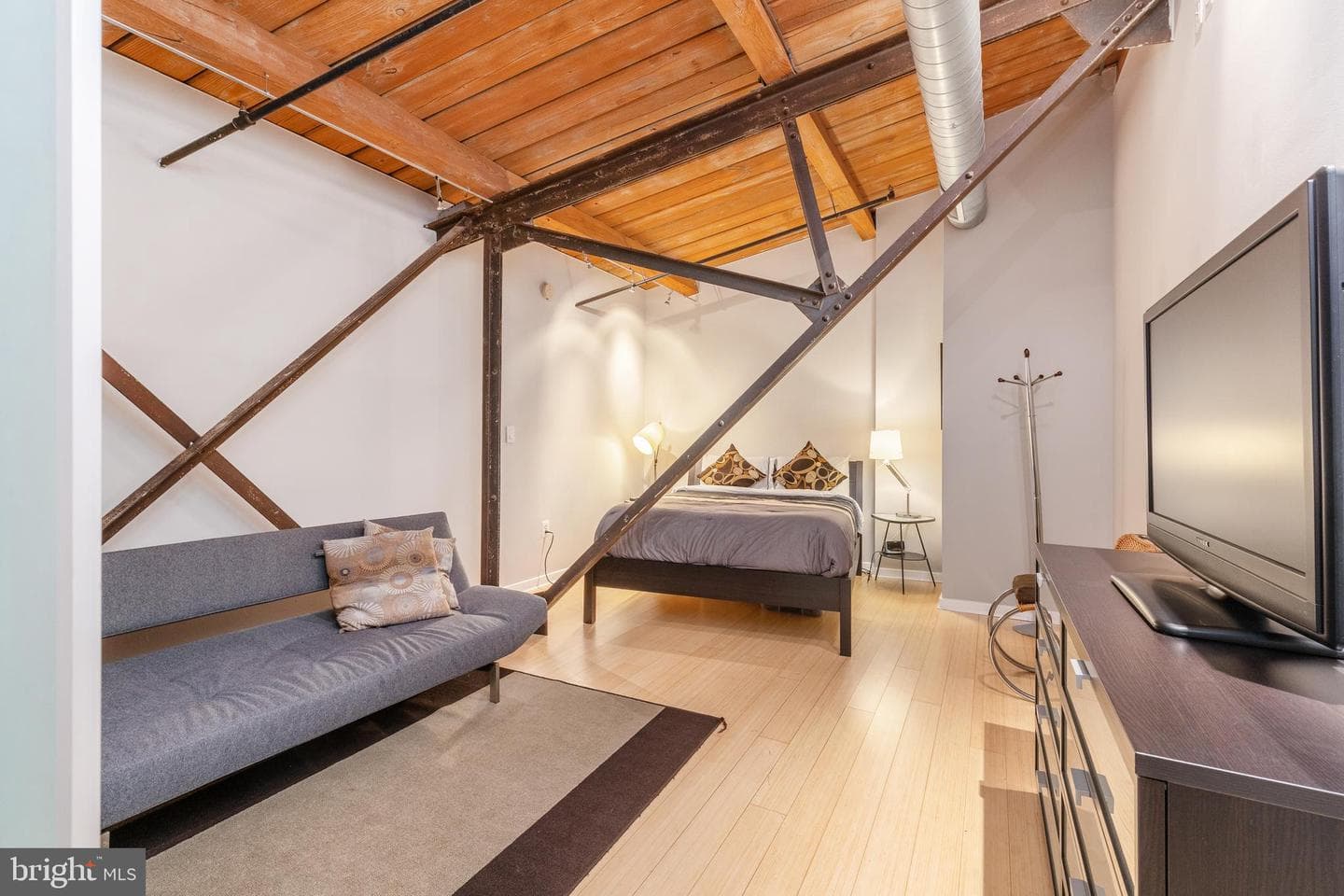 1147 N 4th Street #6e photo 26