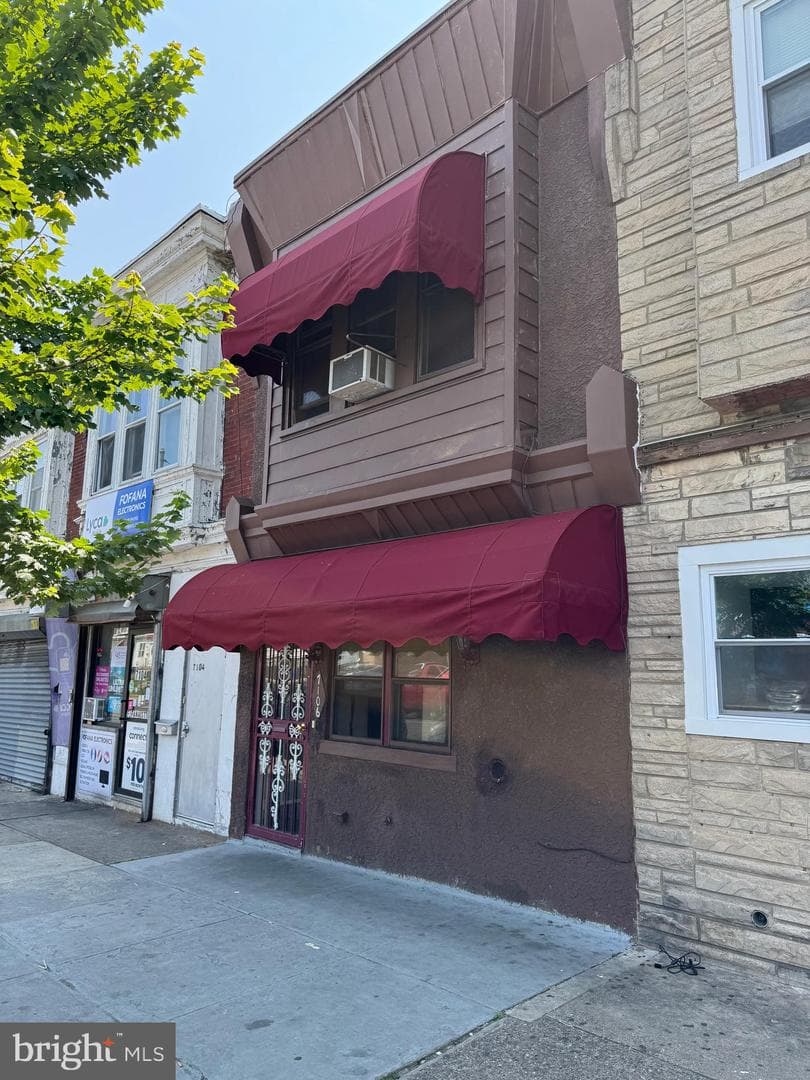 7106 Elmwood Avenue, Philadelphia