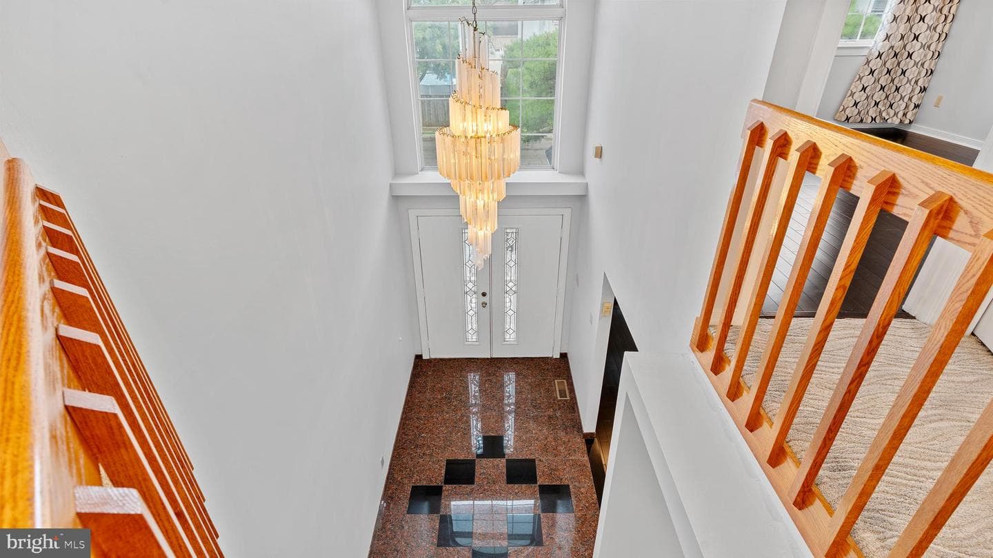 1241 Serota Place photo 4