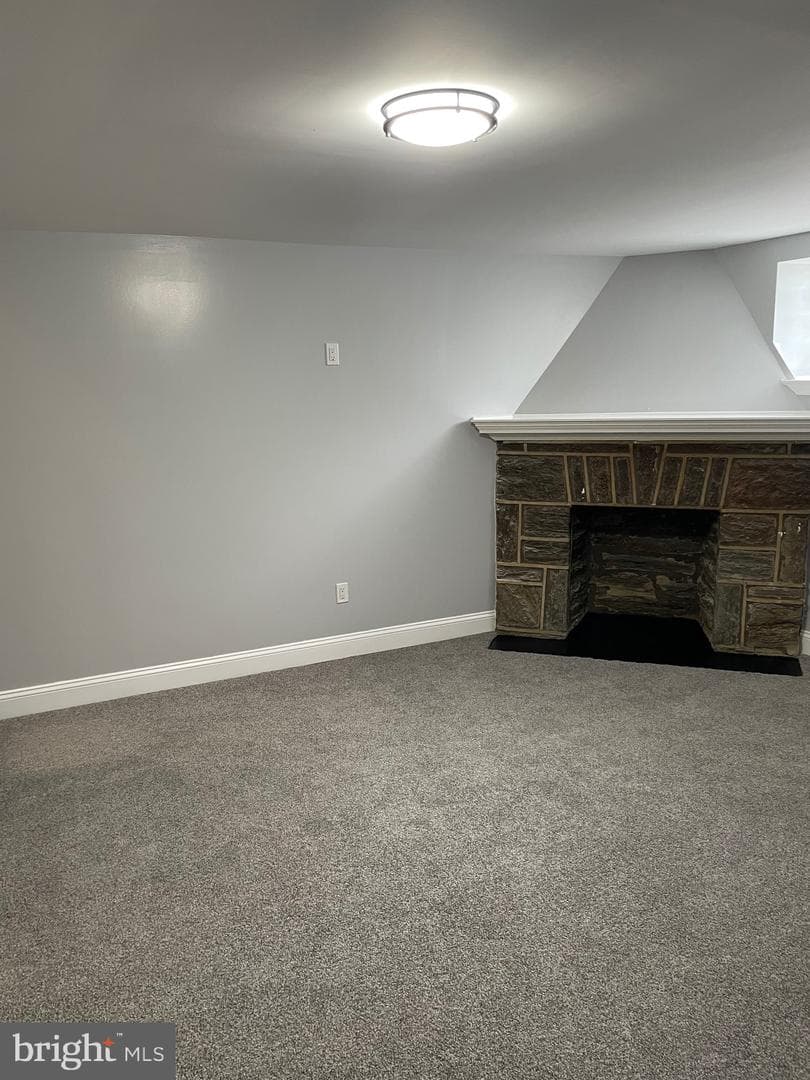 1533 W Chelten Avenue photo 27