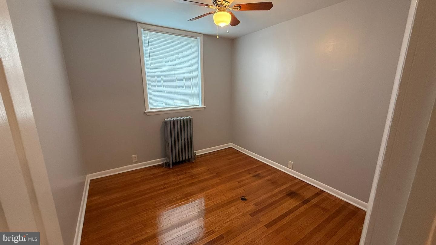 2126 E Sanger Street photo 13