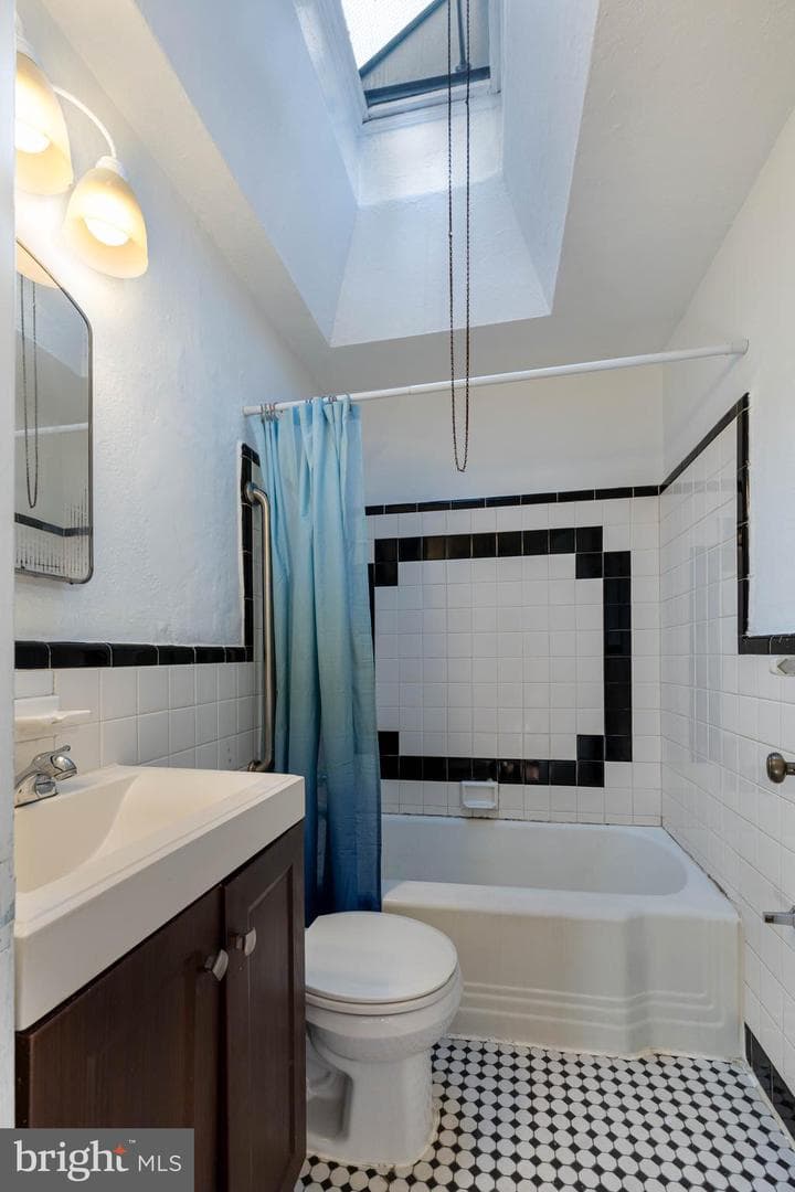 3831 I Street photo 19