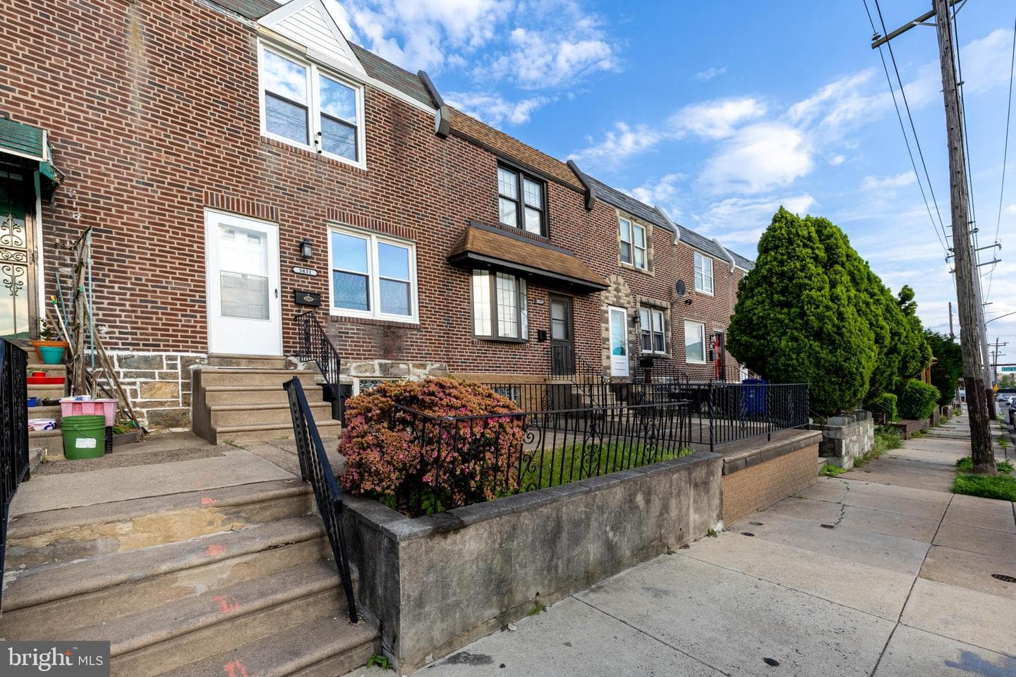 3831 I Street photo 2