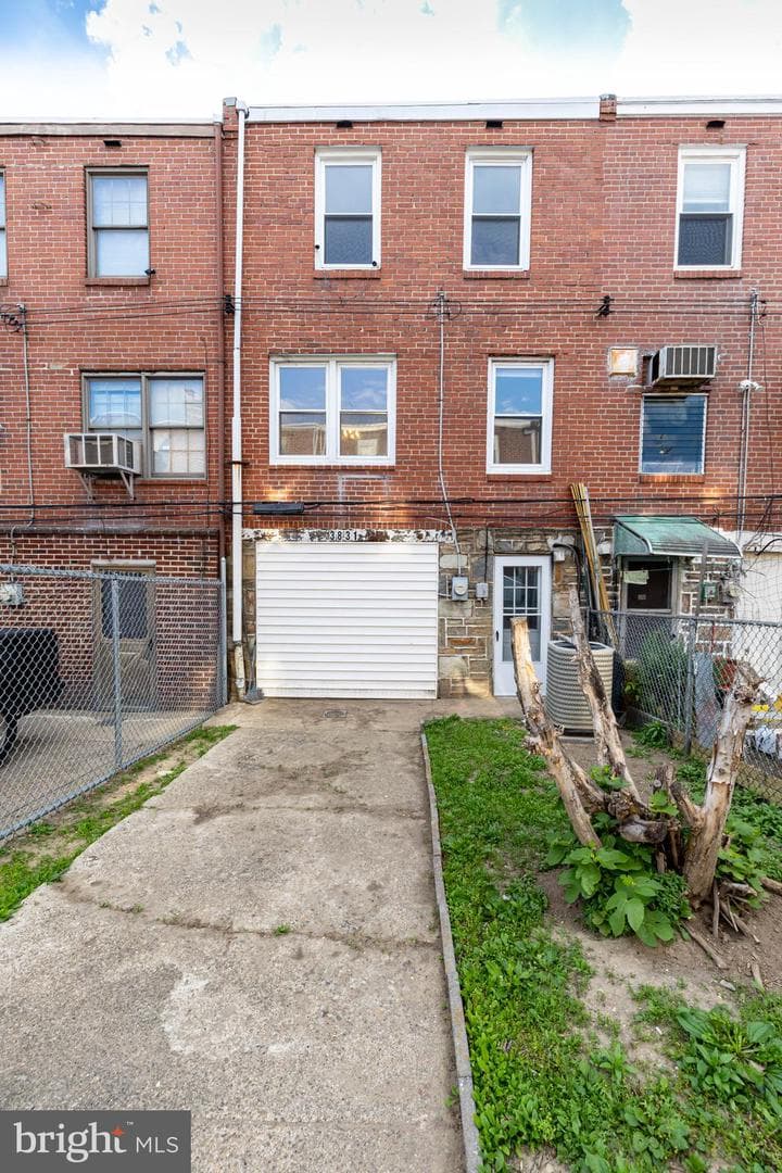 3831 I Street photo 4