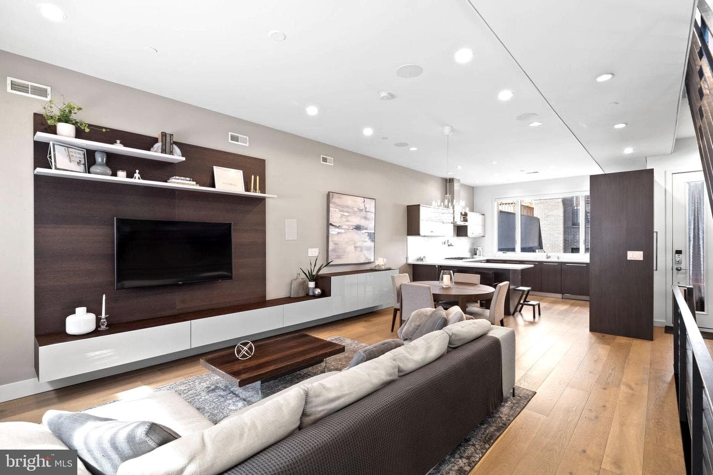 204 W Laurel St #3, Philadelphia