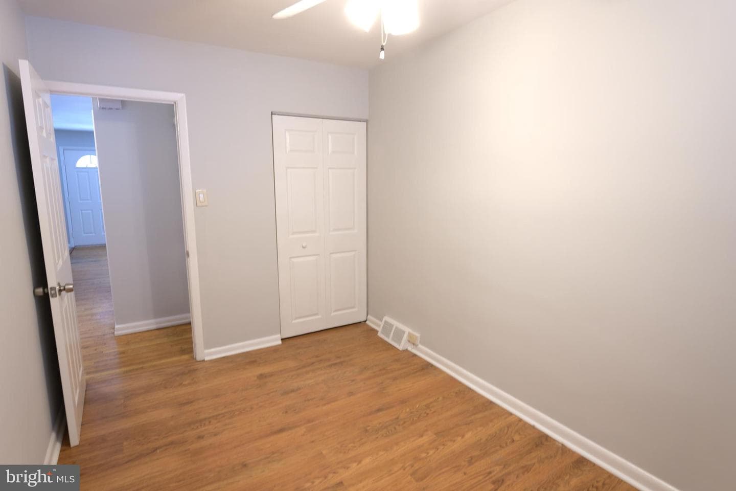 2824 S Hutchinson Street photo 9