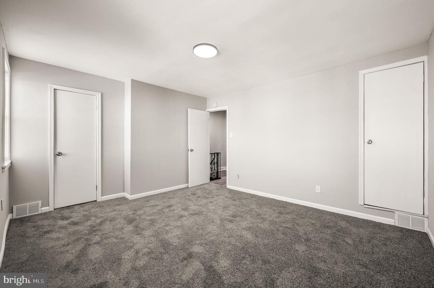 596a Rosalie St photo 10