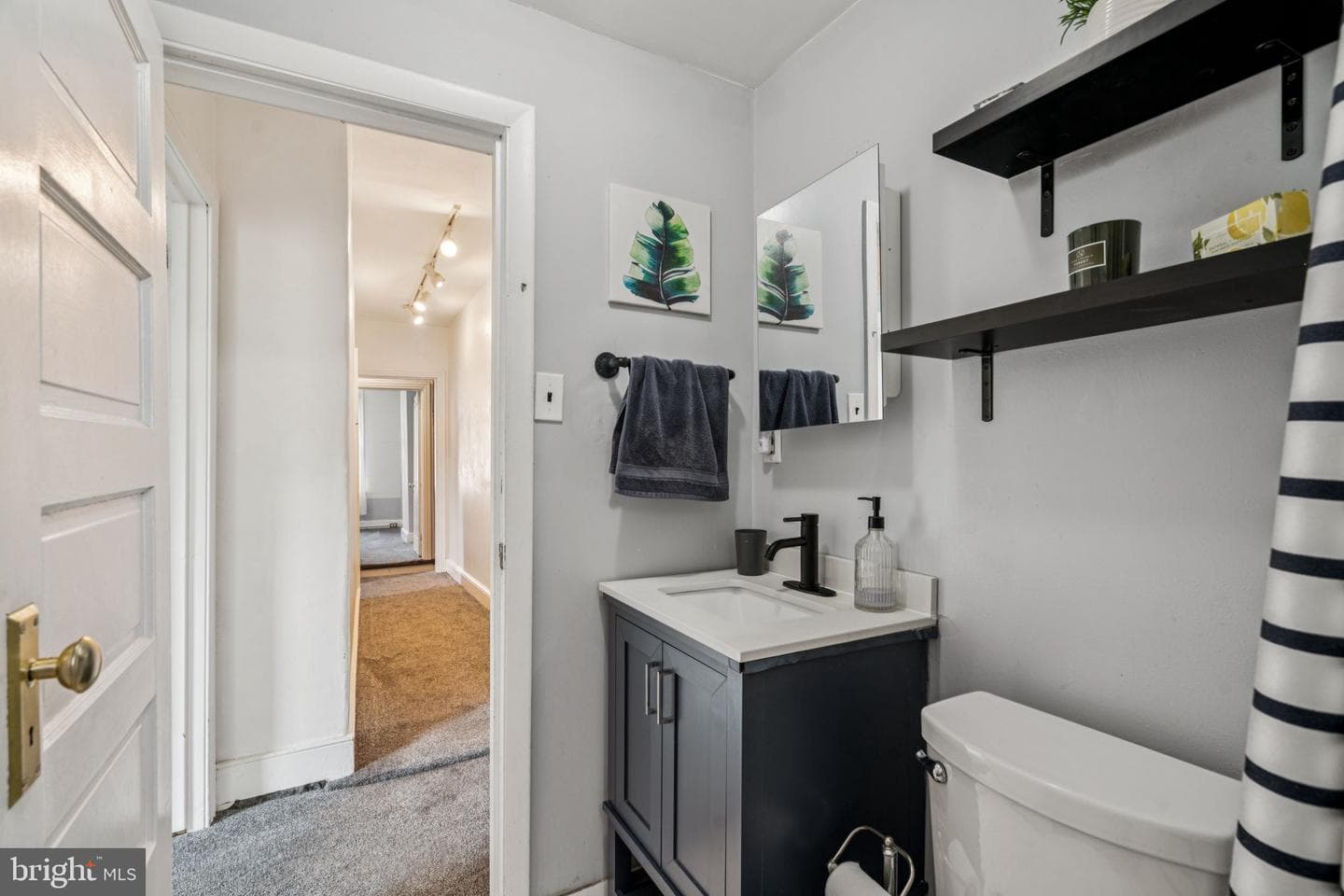 6022 McCallum Street photo 27