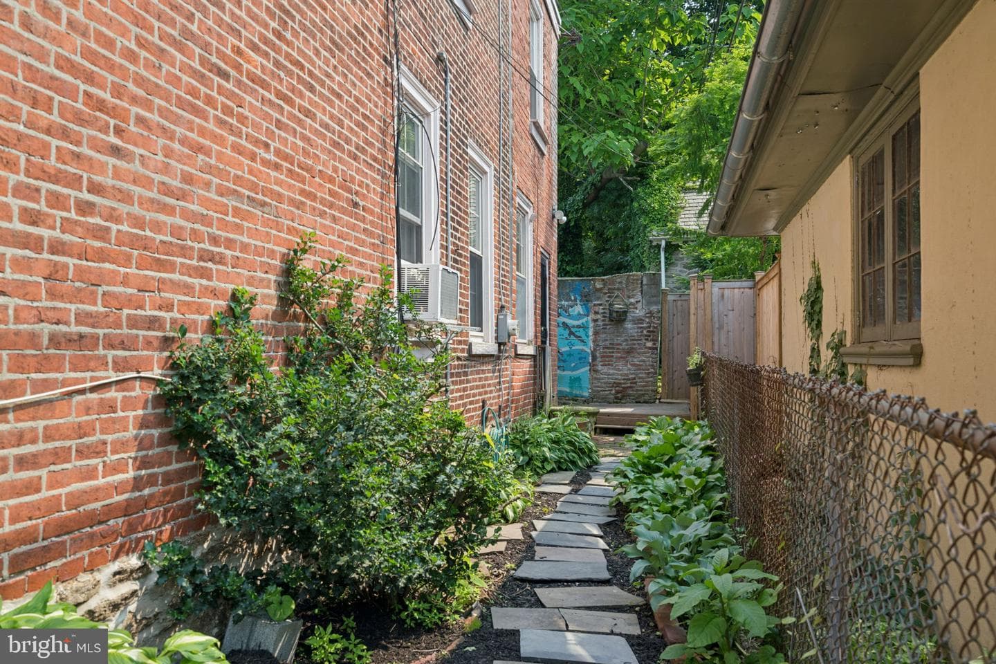 6022 McCallum Street photo 30
