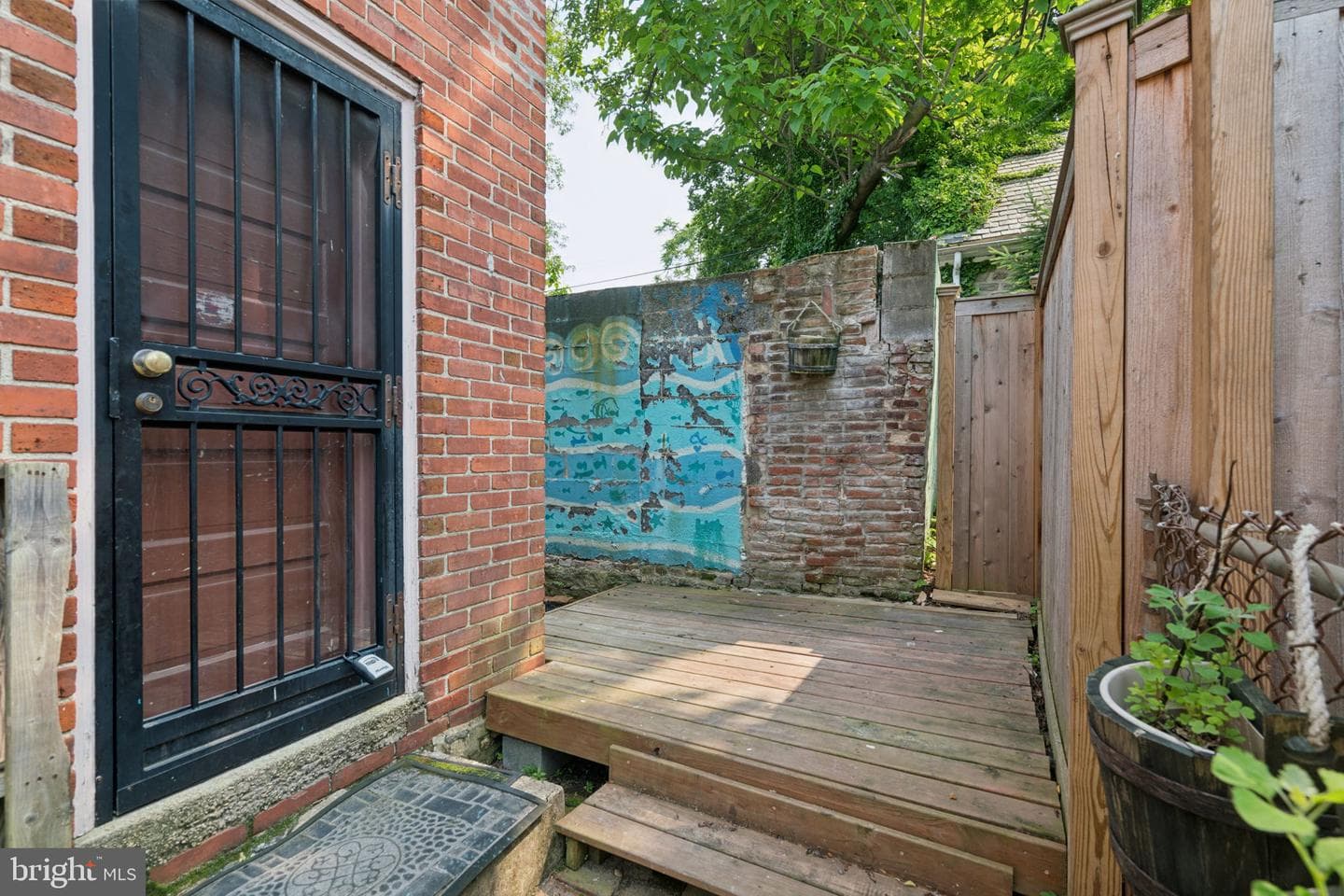 6022 McCallum Street photo 32