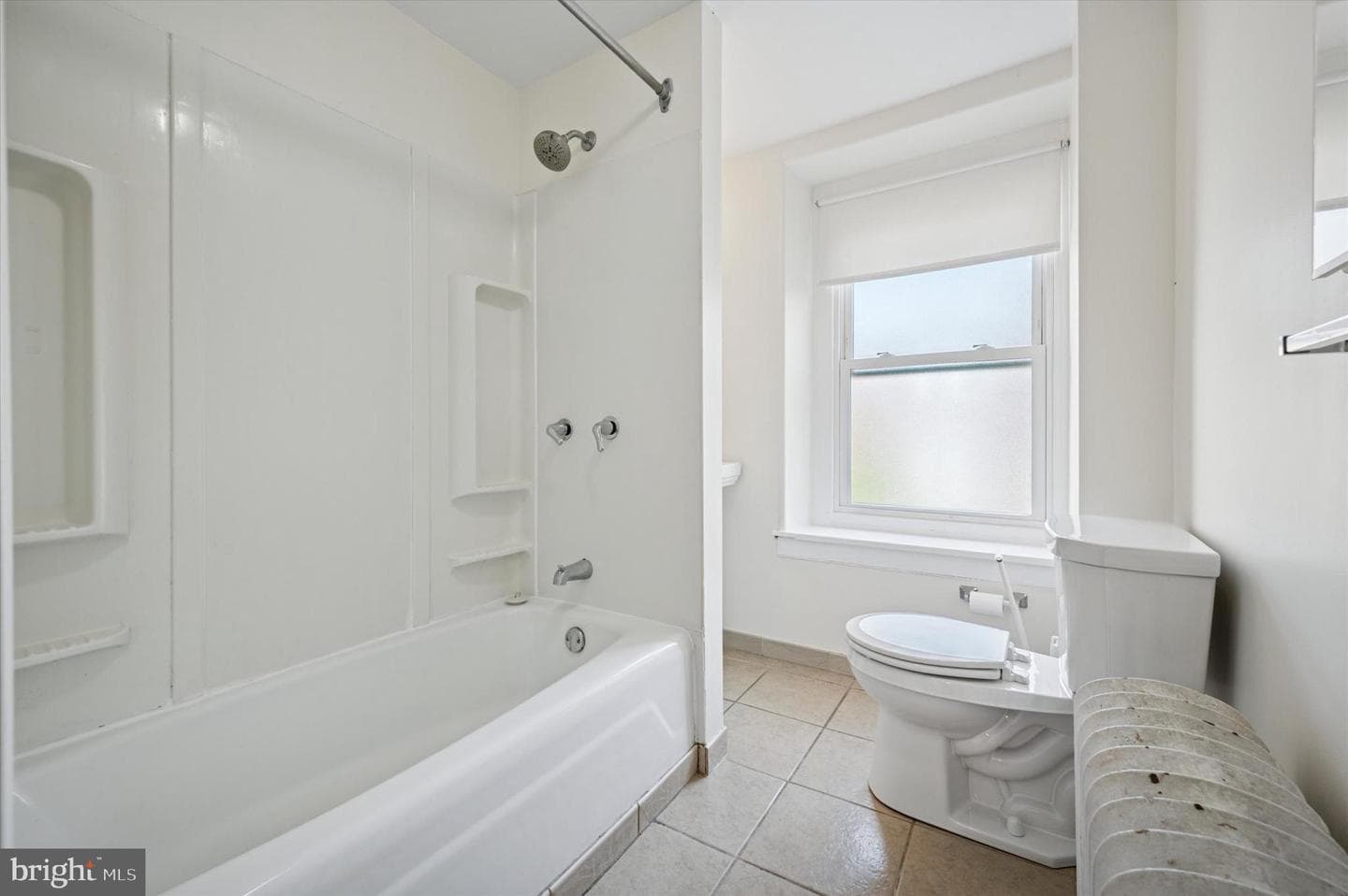 445 Dupont Street photo 14