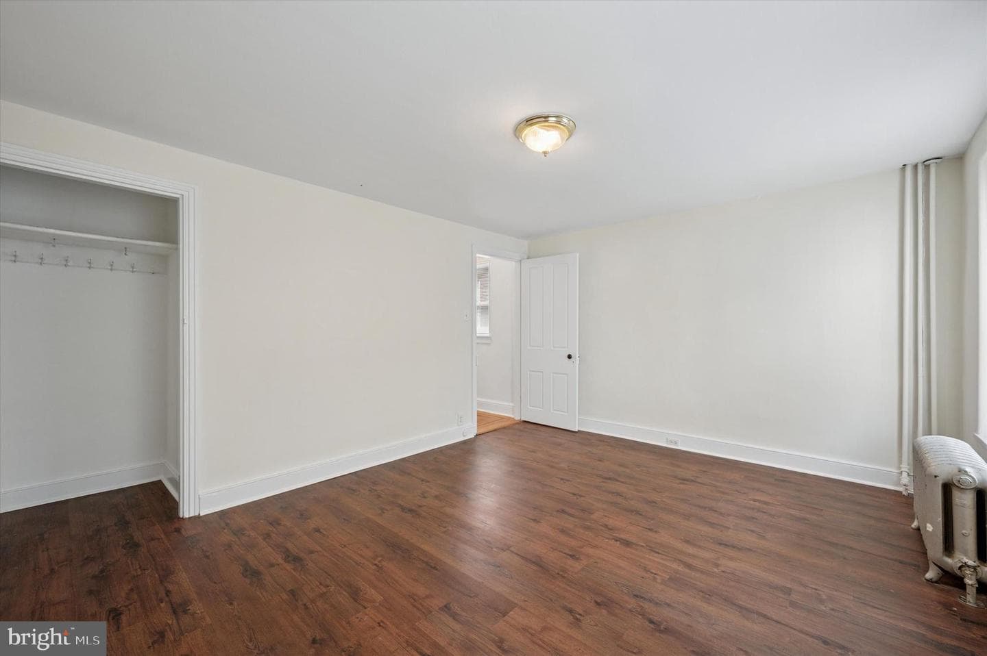 445 Dupont Street photo 16