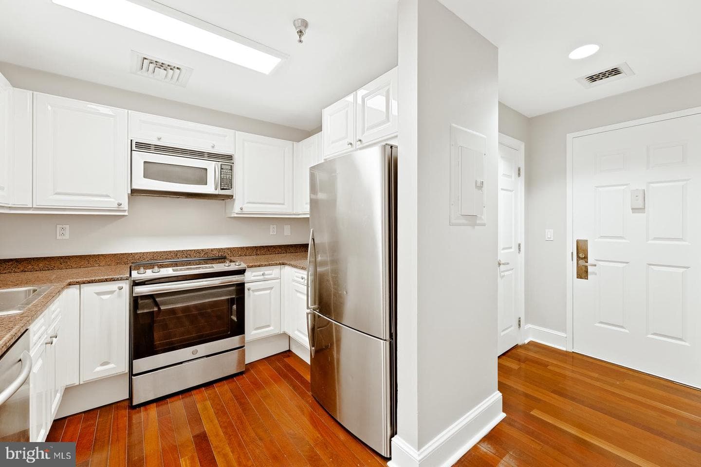 1500 Chestnut Street #19f photo 15