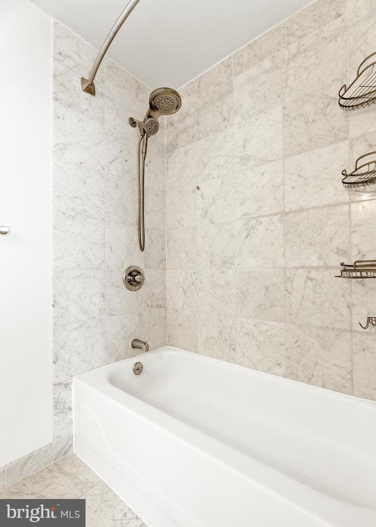 1500 Chestnut Street #19f photo 27