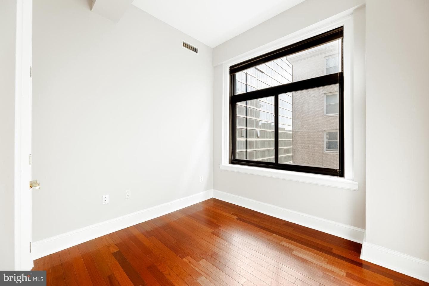 1500 Chestnut Street #19f photo 28