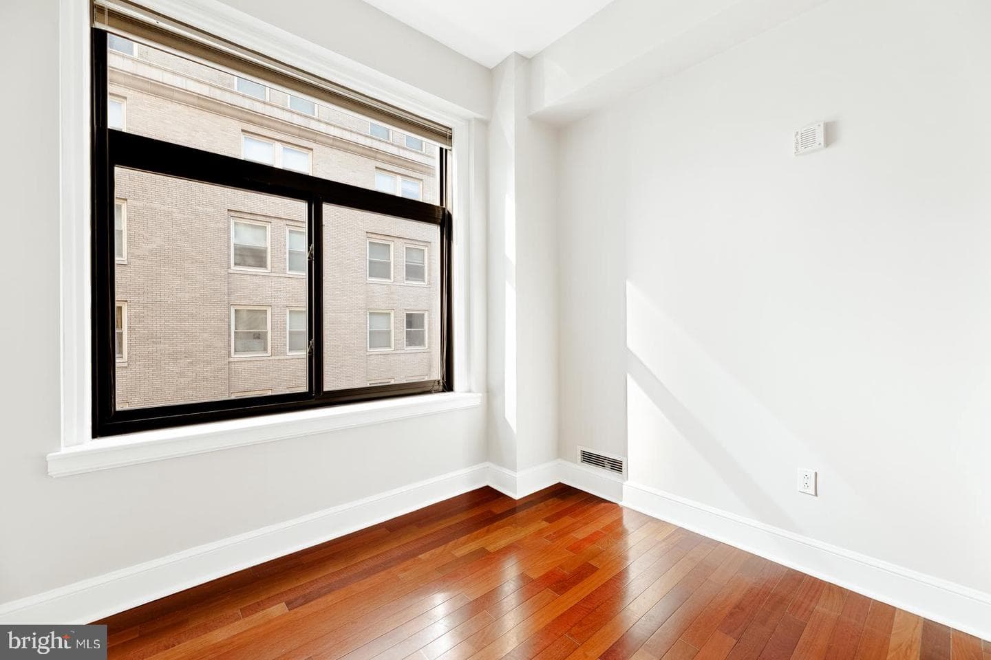 1500 Chestnut Street #19f photo 31