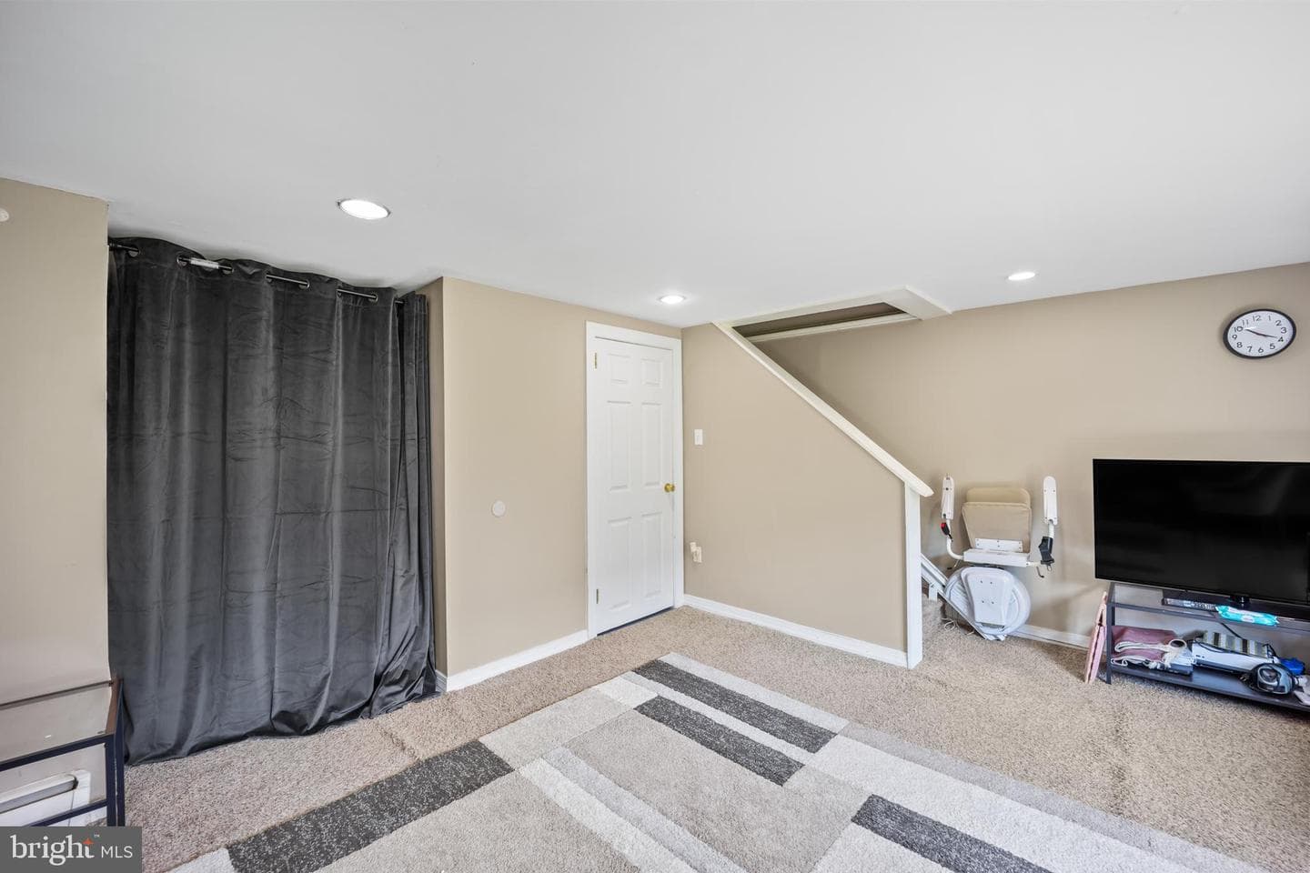 8411 Strahle Terrace photo 29