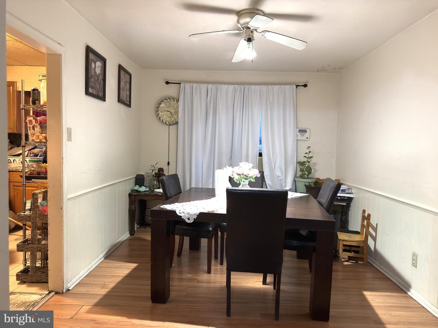 1548 Lardner Street photo 4