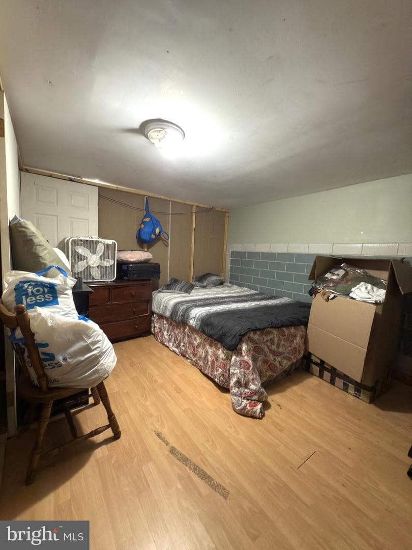 1548 Lardner Street photo 9