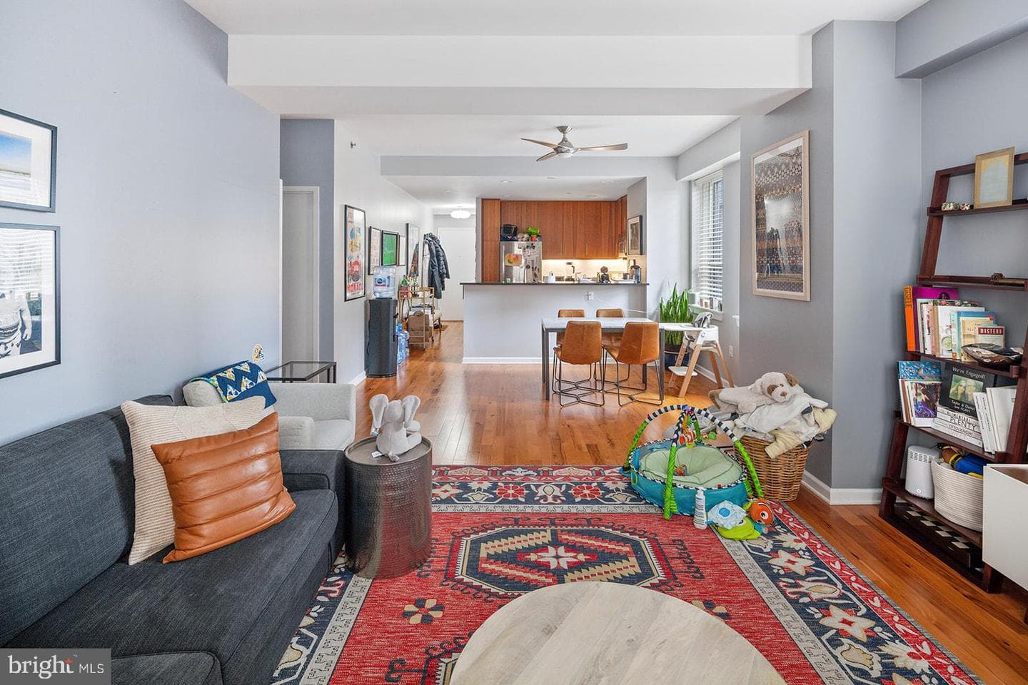 1425 Locust Street #5c photo 2