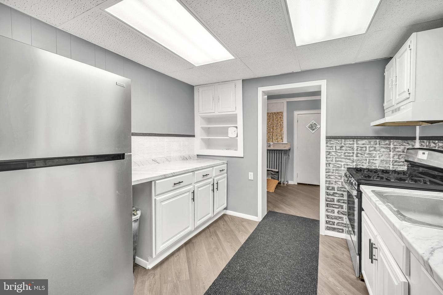 6370 Marsden Street photo 10