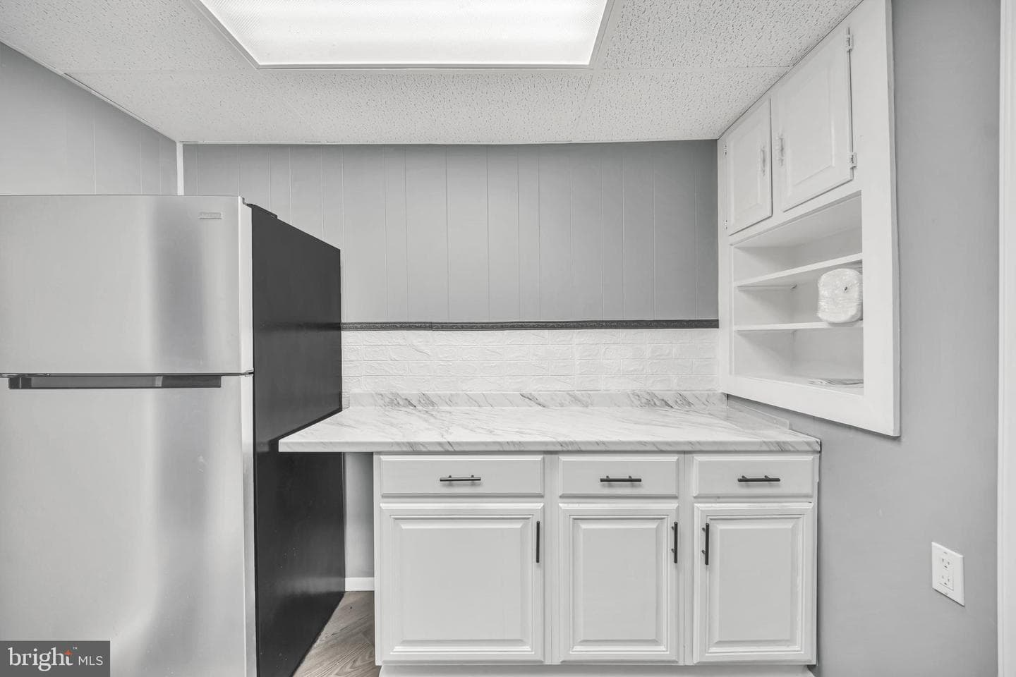 6370 Marsden Street photo 11