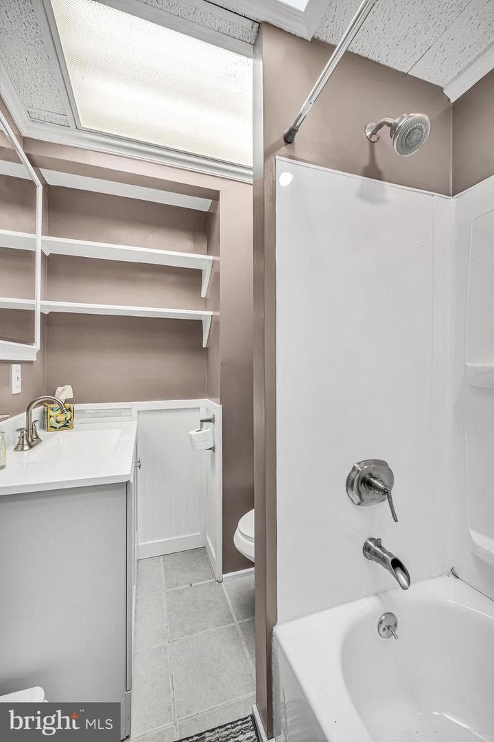 6370 Marsden Street photo 21