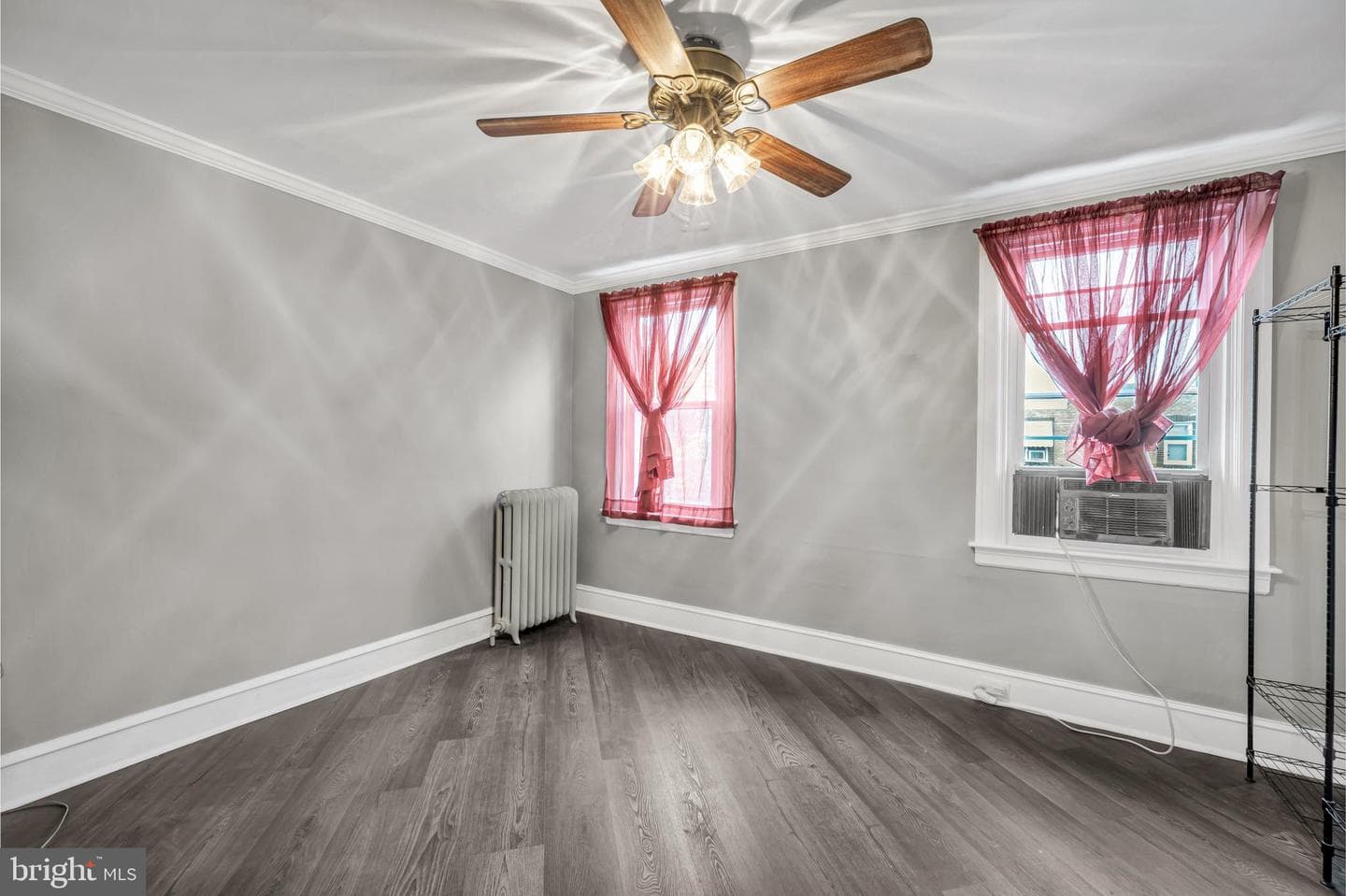 6370 Marsden Street photo 22