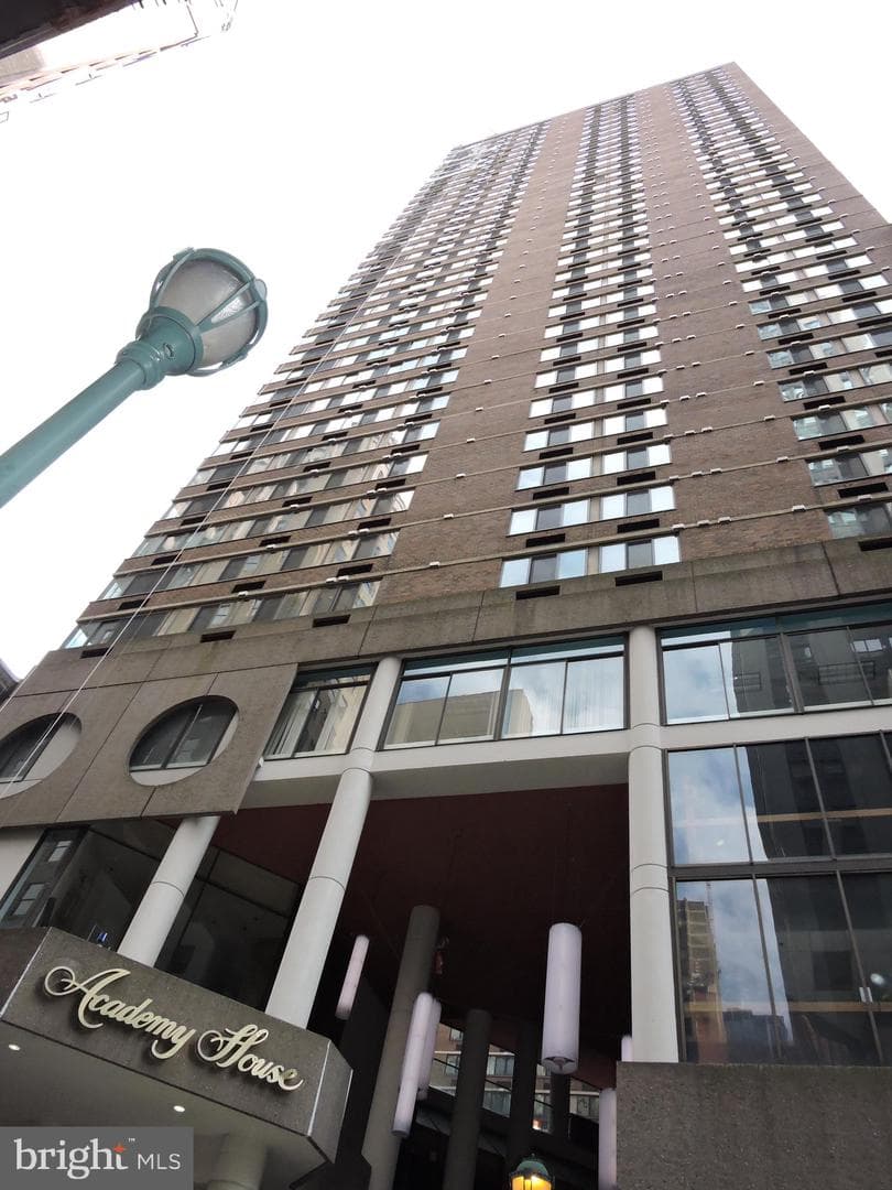 1420 Locust Street #20q, Philadelphia