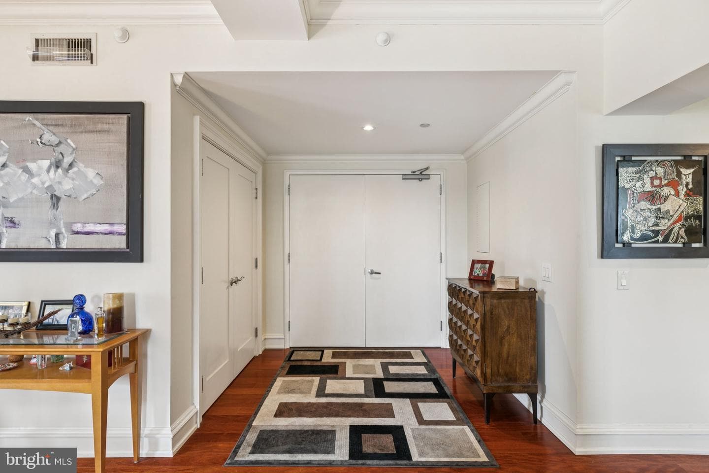 219 S 18th Street #1506 photo 3