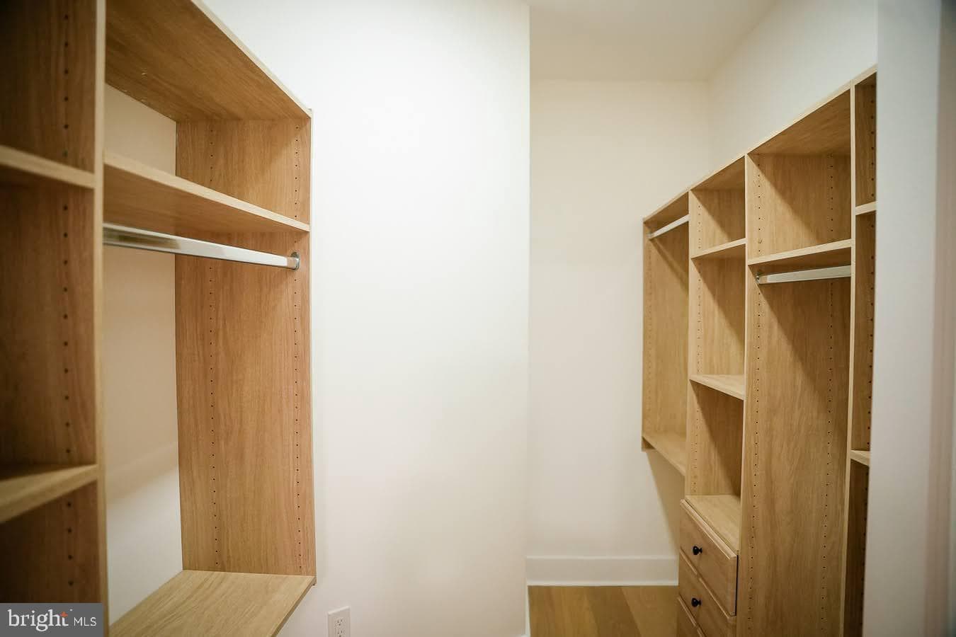 136 W Gorgas Lane photo 25