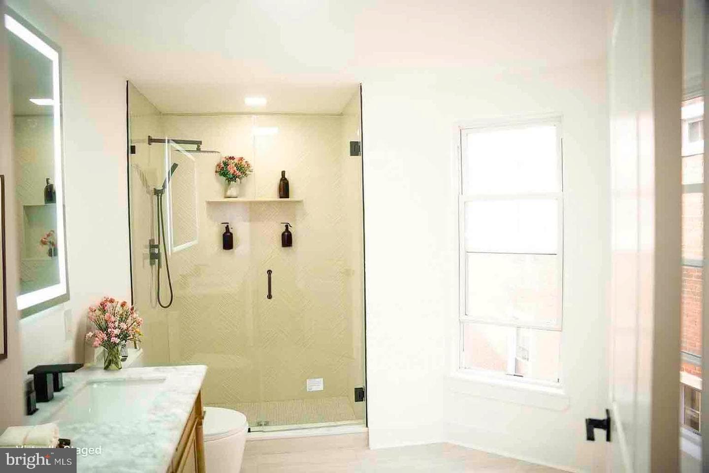 136 W Gorgas Lane photo 28