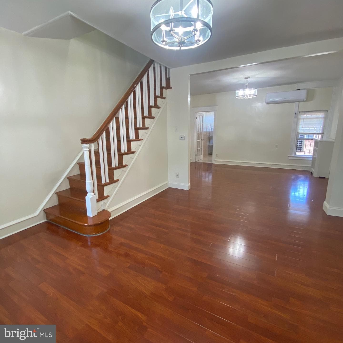 712 Mayfair Street photo 1