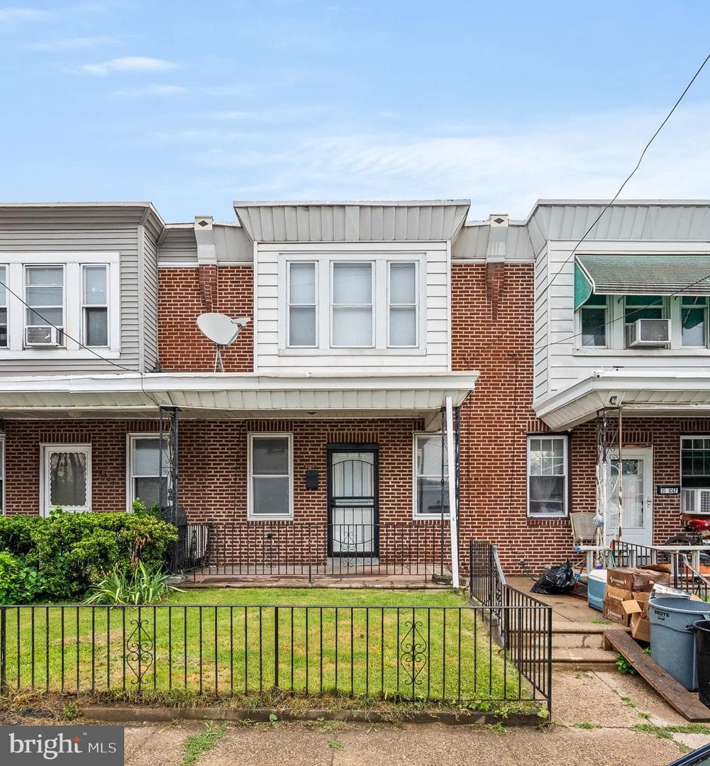2305 Buckius Street photo 1