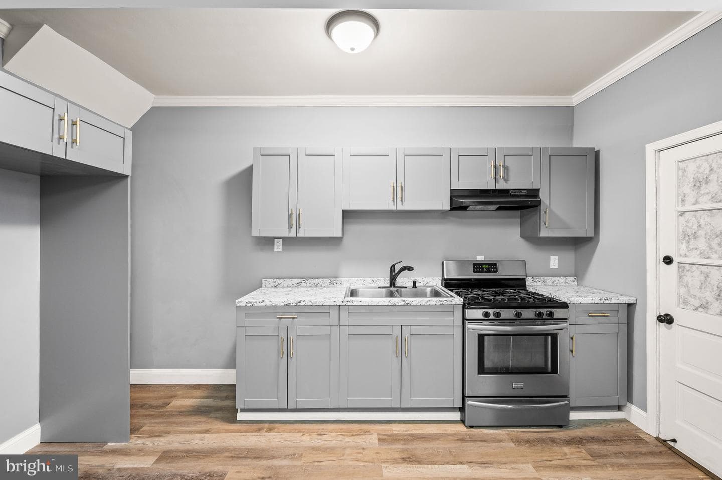 2305 Buckius Street photo 8