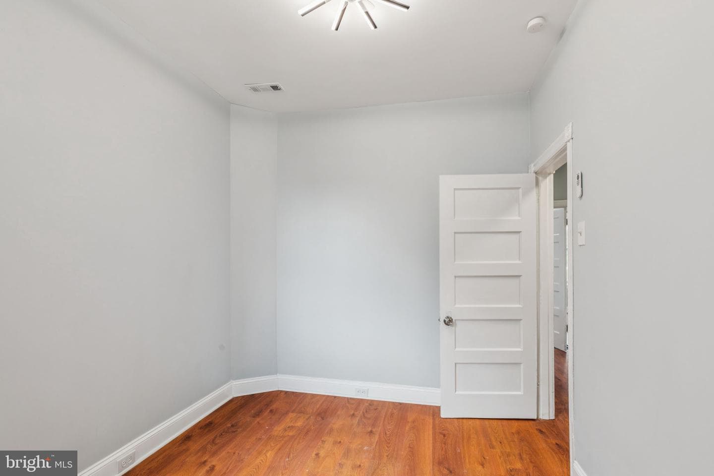 2034 S 57th Street photo 32
