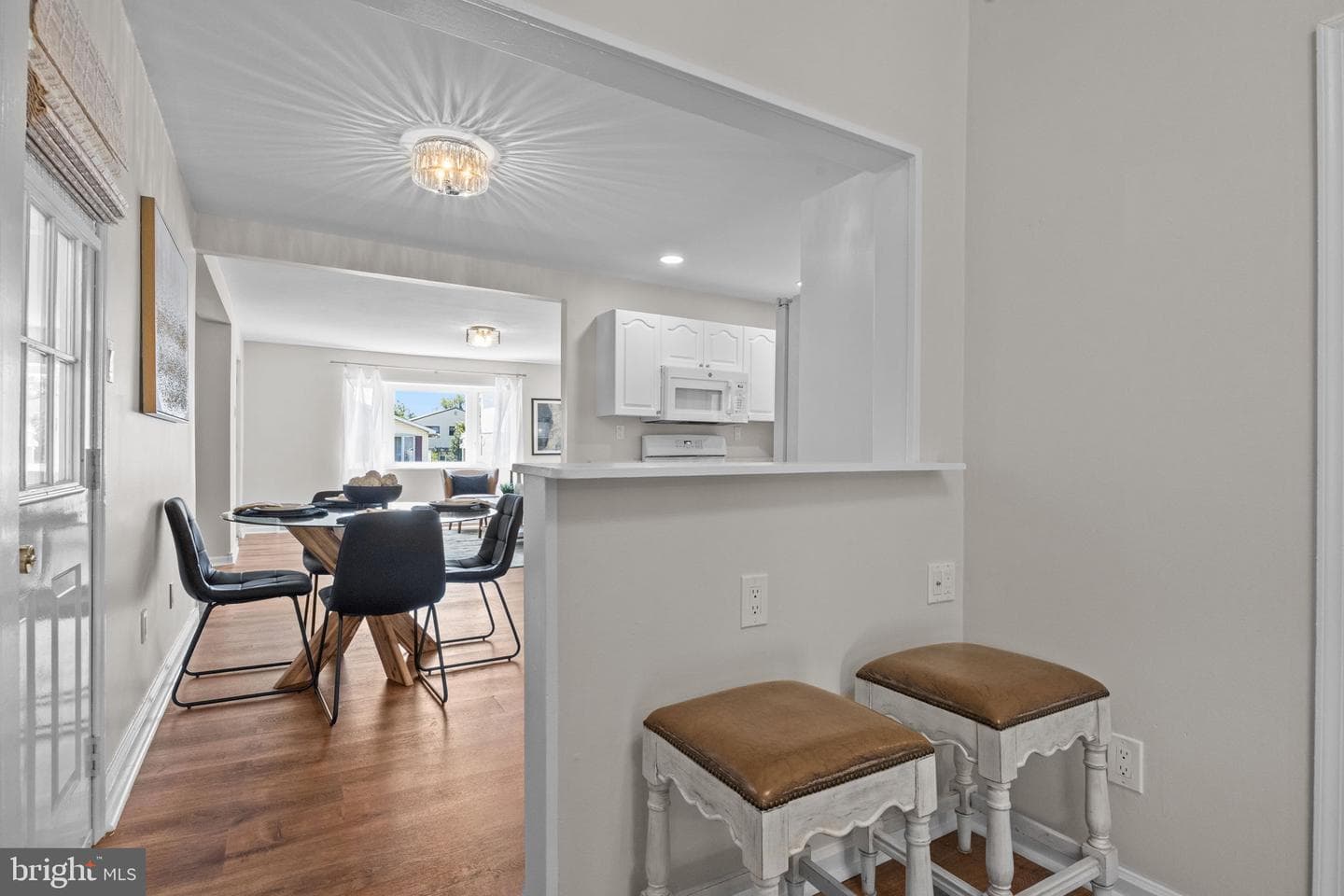 9232 Cambridge Street photo 11