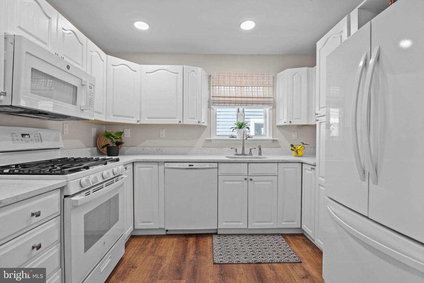 9232 Cambridge Street photo 12