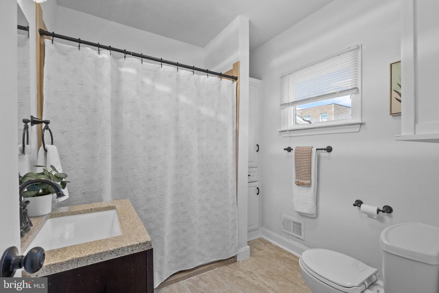 9232 Cambridge Street photo 22